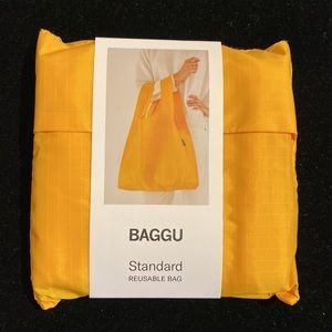 NWT BAGGU YOLK Standard Reusable Bag